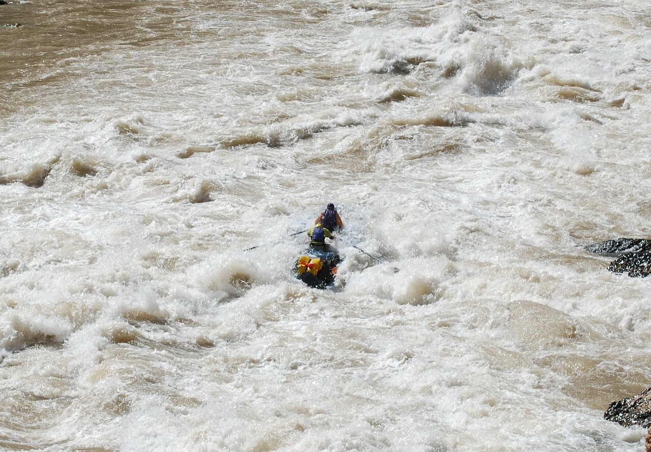 Raft Through The Colorado River