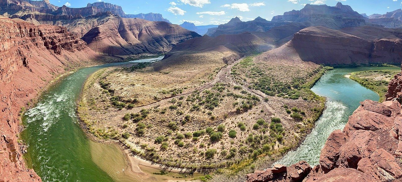 IS UPPER OR LOWER GRAND CANYON RAFTING BETTER?