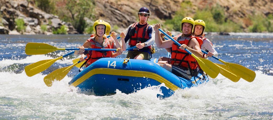 Top 10 Essential Whitewater Rafting Tips for PlusSize Adventure Seekers