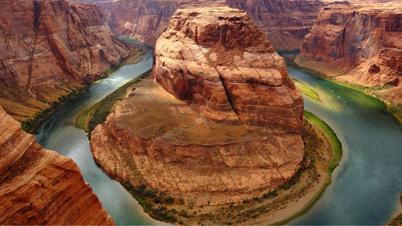 Rafting the Upper or Lower Grand Canyon